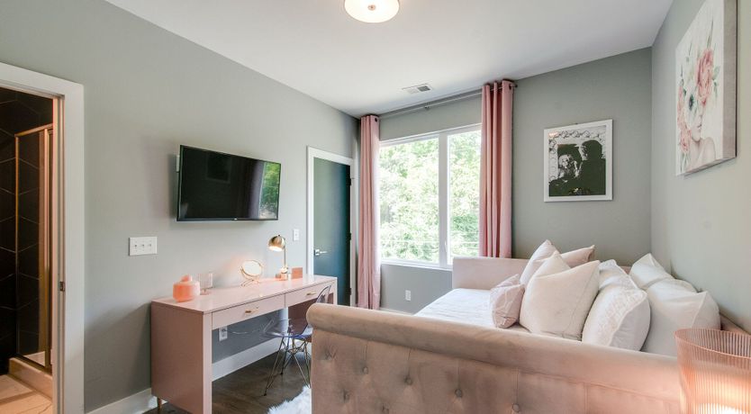 Photo of Nashville Nest