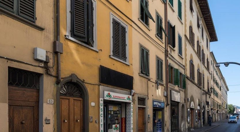 Photo of Florentine Charm