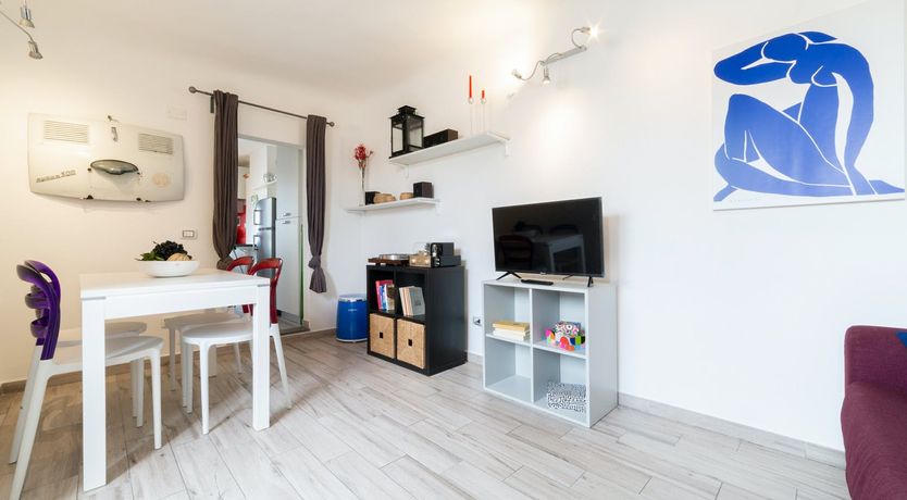 Photo of Florentine Charm