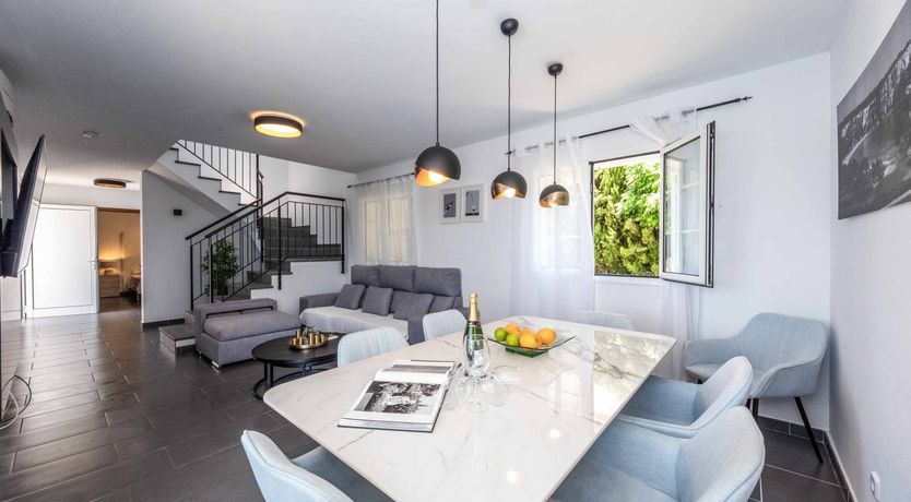 Photo of Vibrant Shore