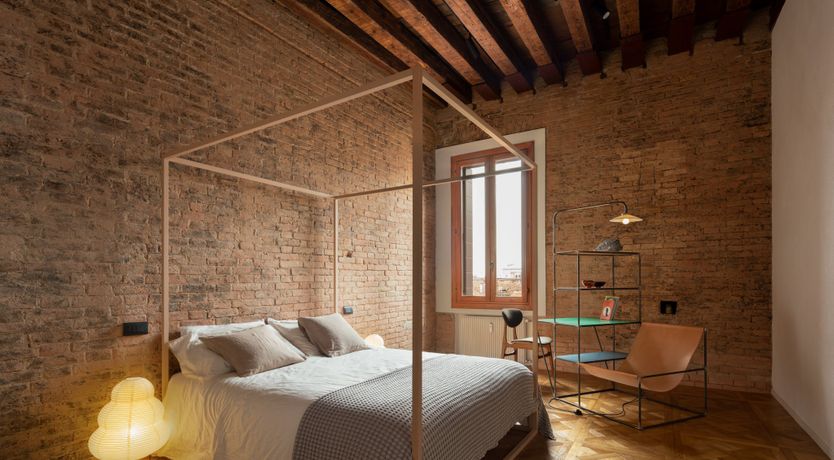 Photo of The Venetian Flower