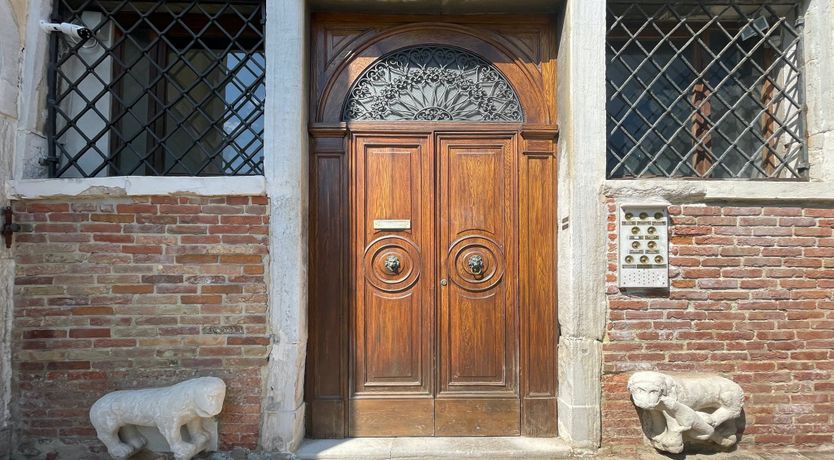 Photo of The Venetian Flower