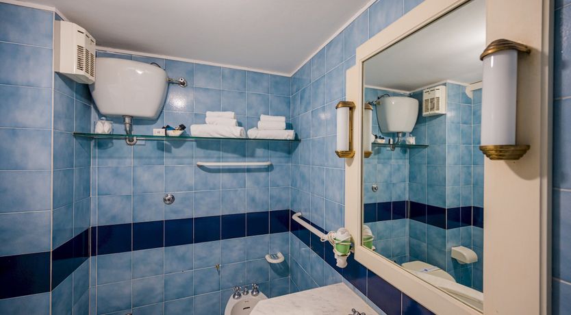 Photo of The Art Connoisseur