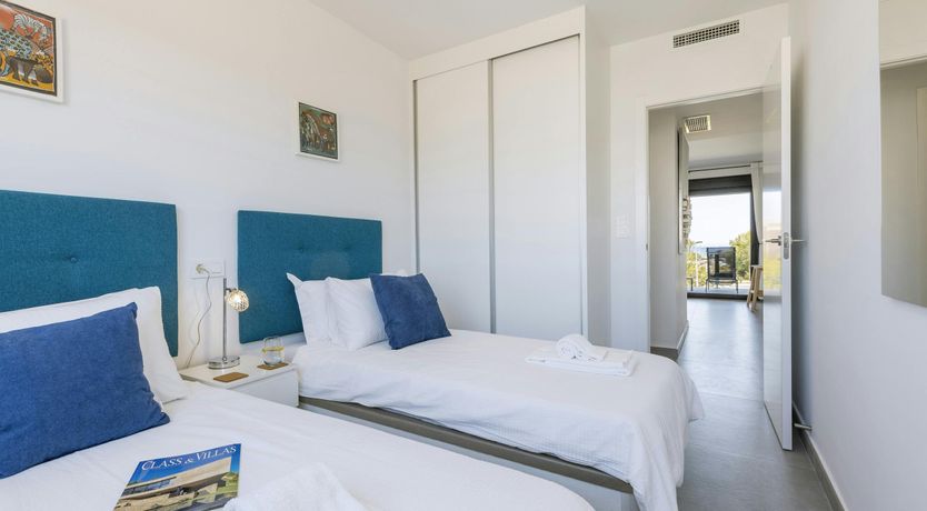 Photo of Contemporary Cove