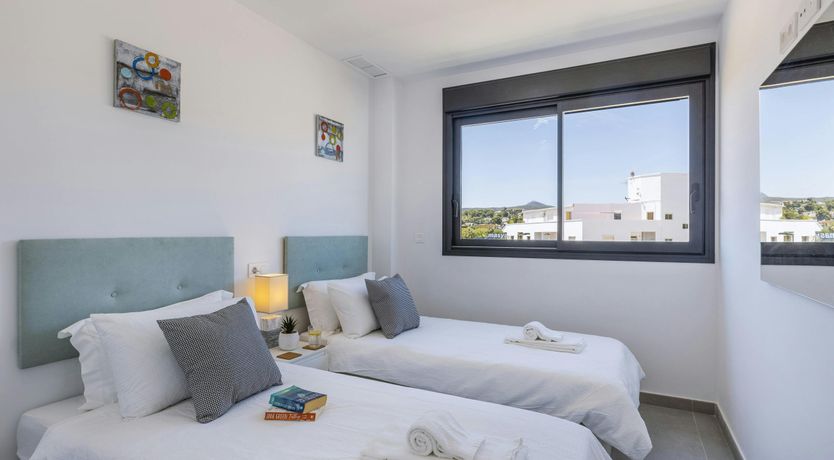 Photo of Contemporary Cove