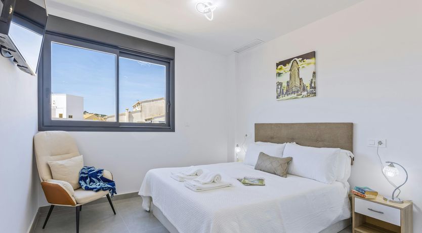 Photo of Contemporary Cove