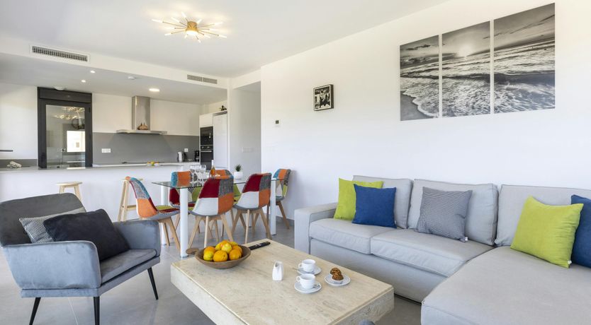 Photo of Contemporary Cove