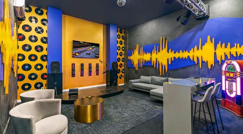 Photo of Sunshine on the Oleanders