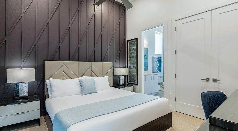 Photo of Just Strollin'