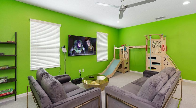 Photo of The Pinecone