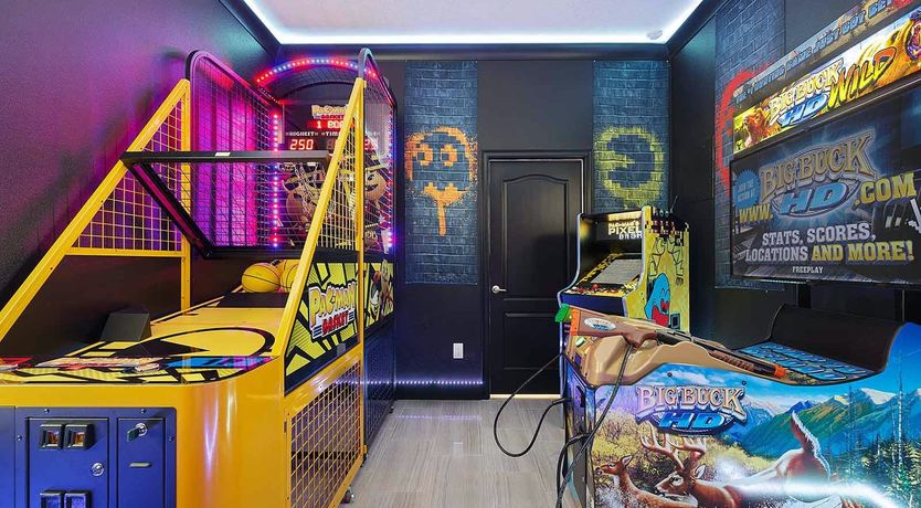 Photo of The Pinecone