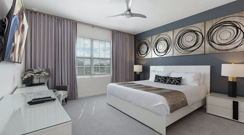 Photo of The Pinecone