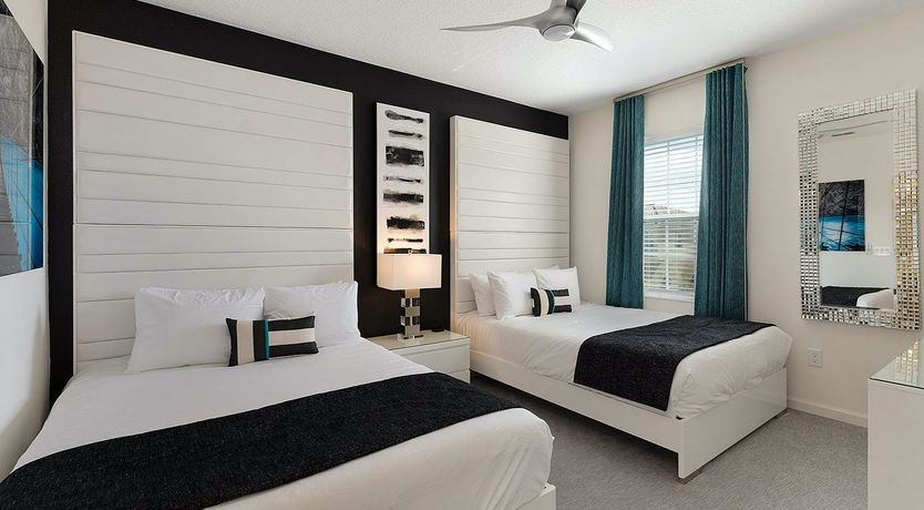 Photo of The Pinecone