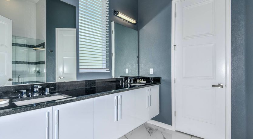 Photo of Hero Forever