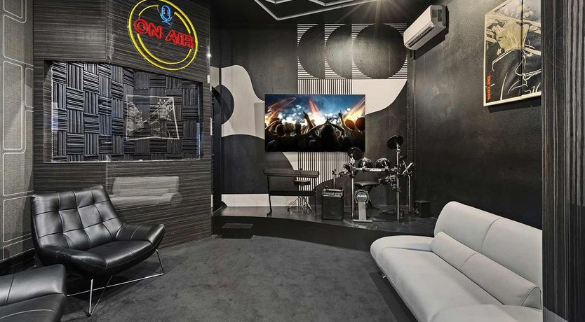 Photo of Central Sunshine