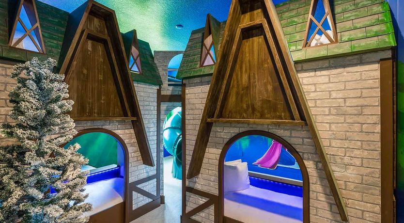 Photo of The Sweet Palm