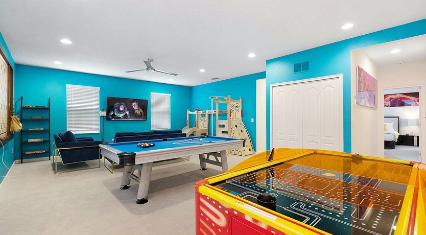 Photo of The Pineapple Gate