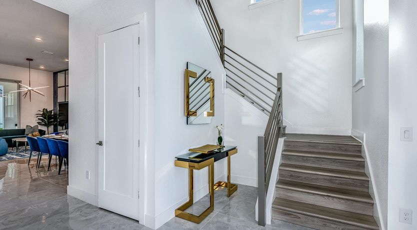 Photo of Hurricane Waltz