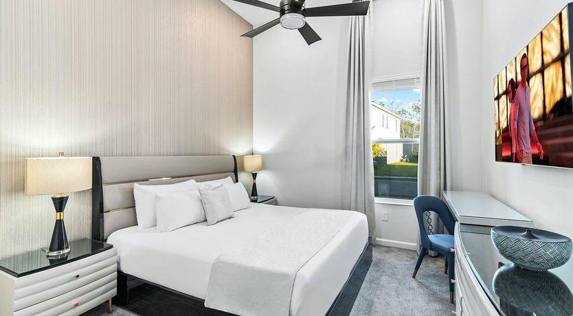 Photo of Moon Over Lake