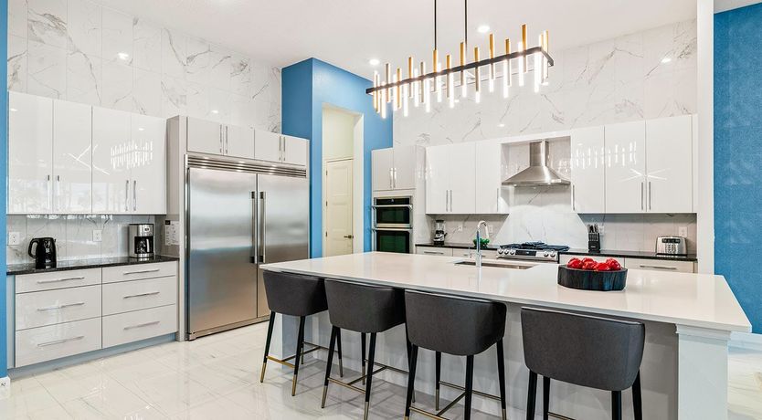 Photo of The Pinecone Breeze