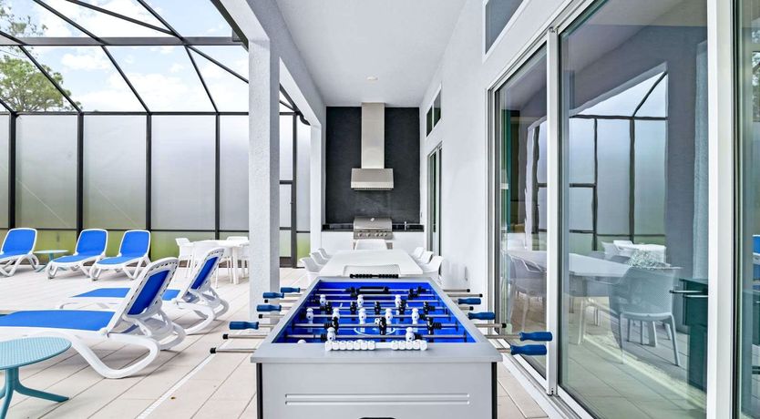 Photo of The Pinecone Breeze