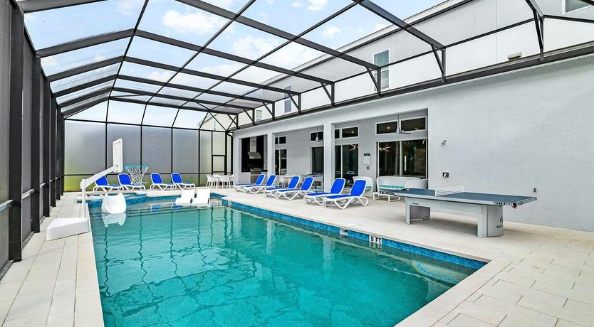 Photo of The Pinecone Breeze