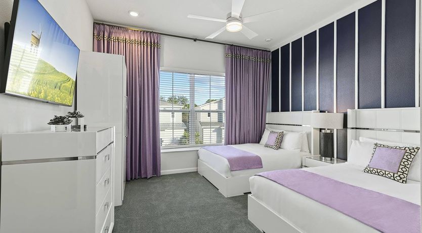 Photo of The Emerald Shores