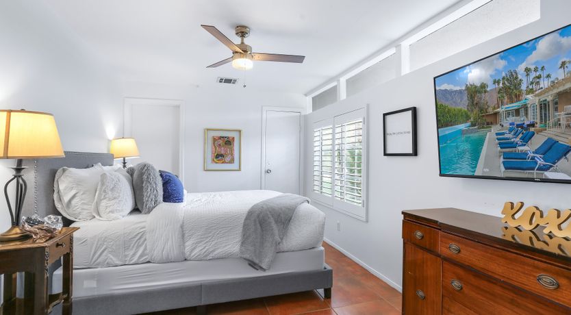 Photo of Tropical Wells