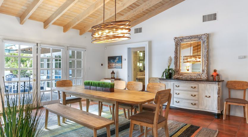 Photo of Tropical Wells