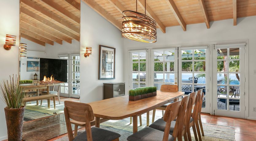 Photo of Tropical Wells