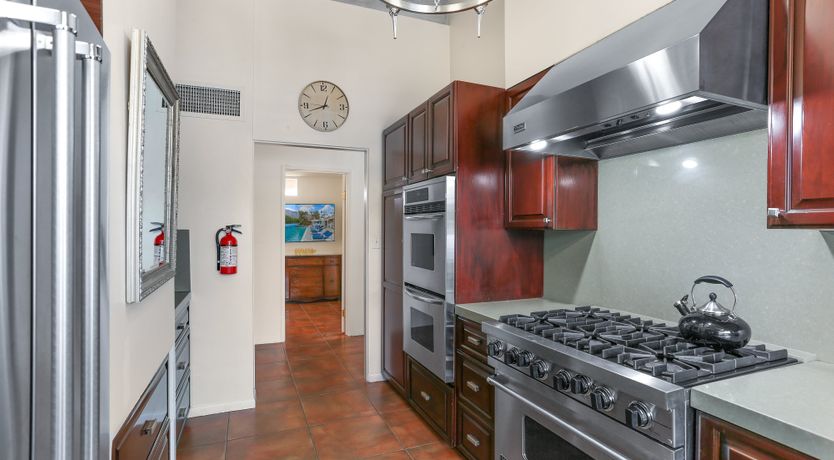 Photo of Tropical Wells