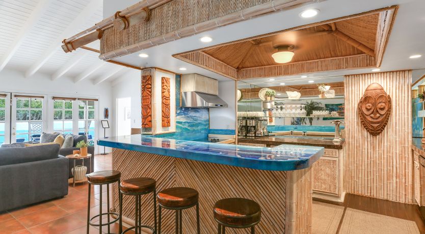 Photo of Tropical Wells