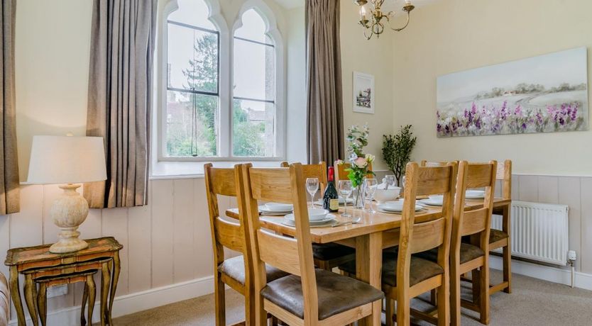 Photo of 4 Bed in Powerstock