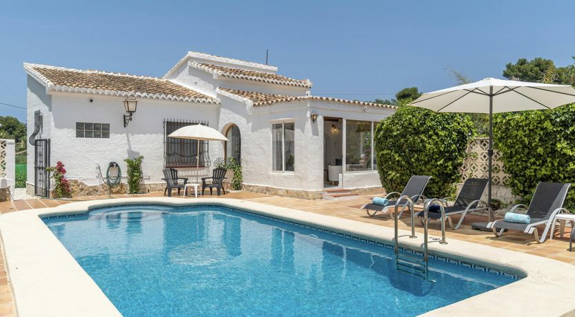 Photo of Sapphire & Amber