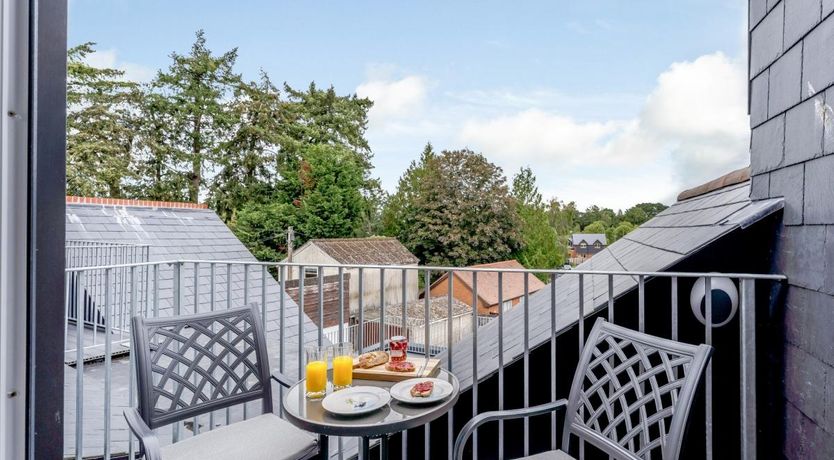 Photo of in Brockenhurst (78730)