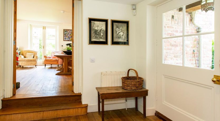 Photo of 5 Bed in Sturminster Newton