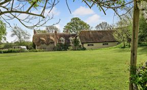 Photo of in Sturminster Newton  (76458)