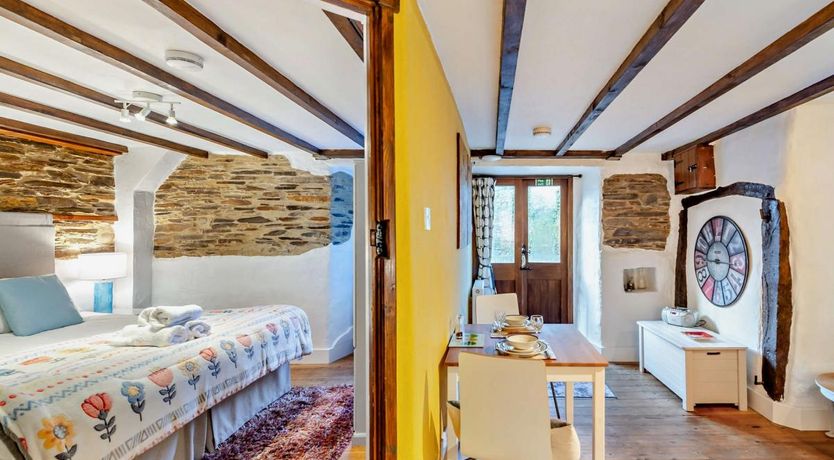 Photo of 1 Bed in Yelverton