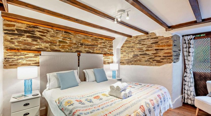 Photo of 1 Bed in Yelverton