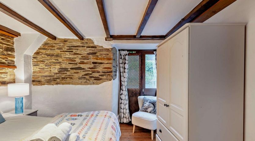 Photo of 1 Bed in Yelverton