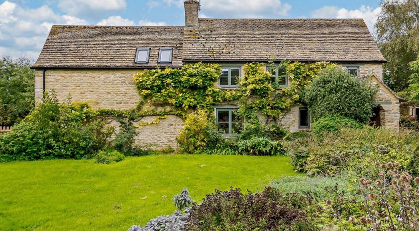 Photo of 6 Bed in Lechlade