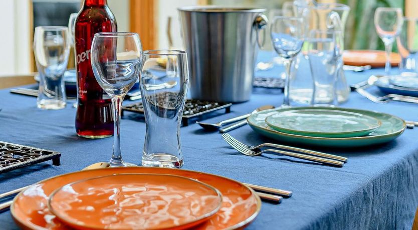 Photo of 6 Bed in Lechlade