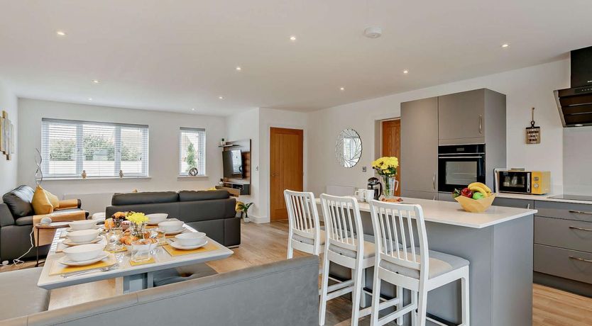 Photo of 3 Bed in Bideford