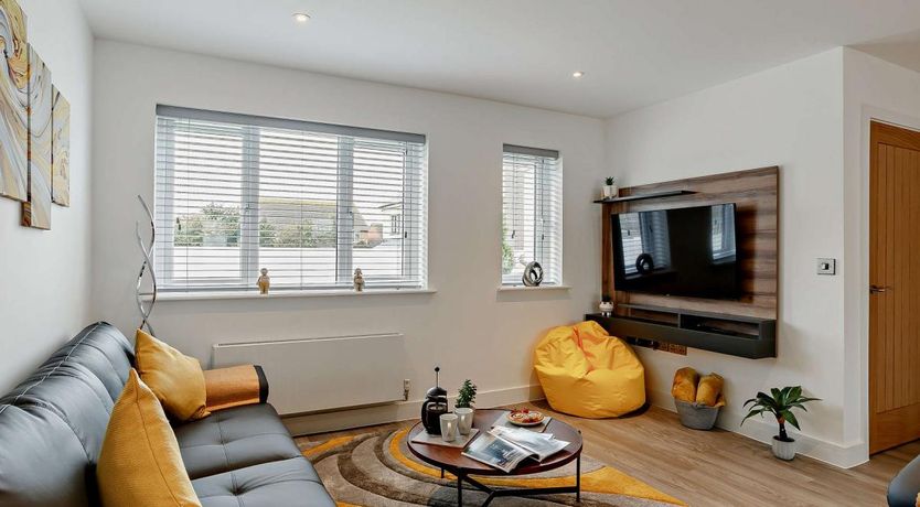 Photo of 3 Bed in Westward Ho