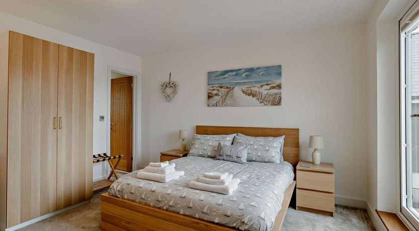 Photo of 3 Bed in Westward Ho