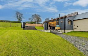 Photo of cottage-in-west-wales-7