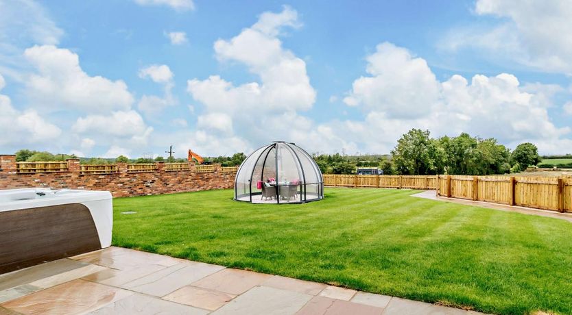 Photo of 2 Bed in Wintersett