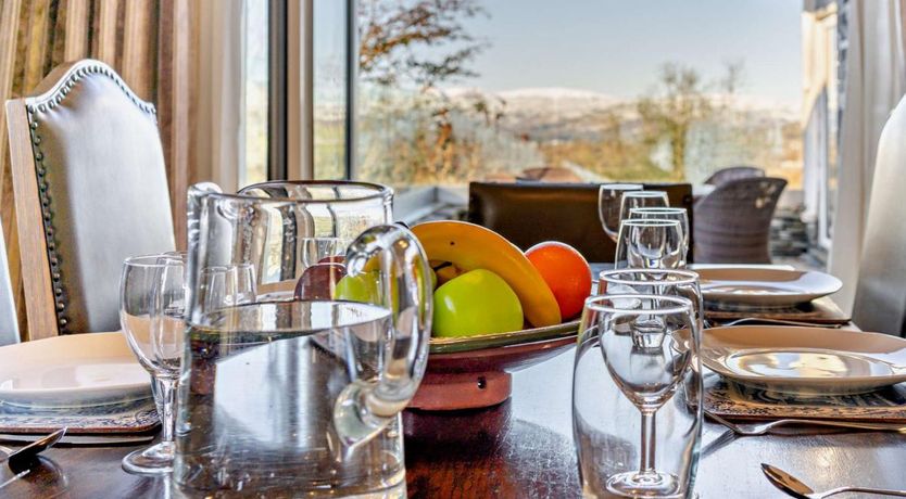 Photo of 5 Bed in Windermere