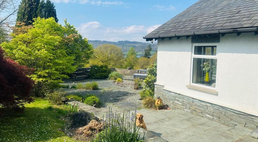 Photo of 5 Bed in Windermere