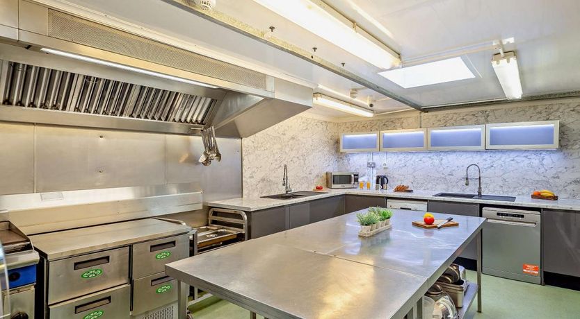 Photo of 12 Bed in Capel Curig